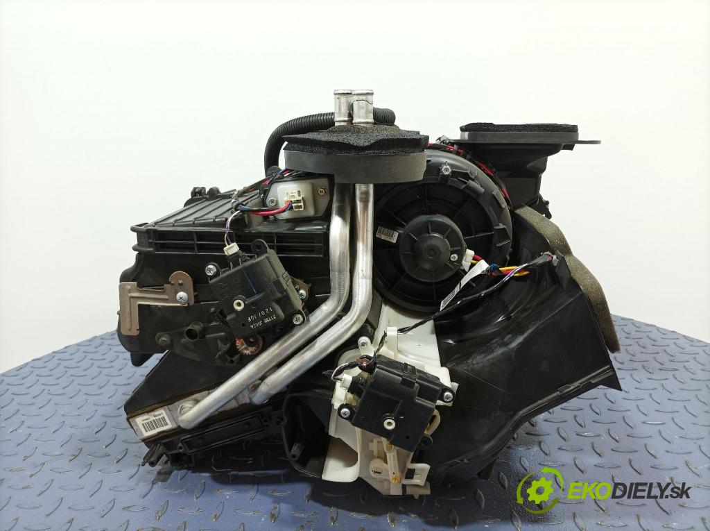 Nissan Qashqai 2012 radiátor 27210BR22C