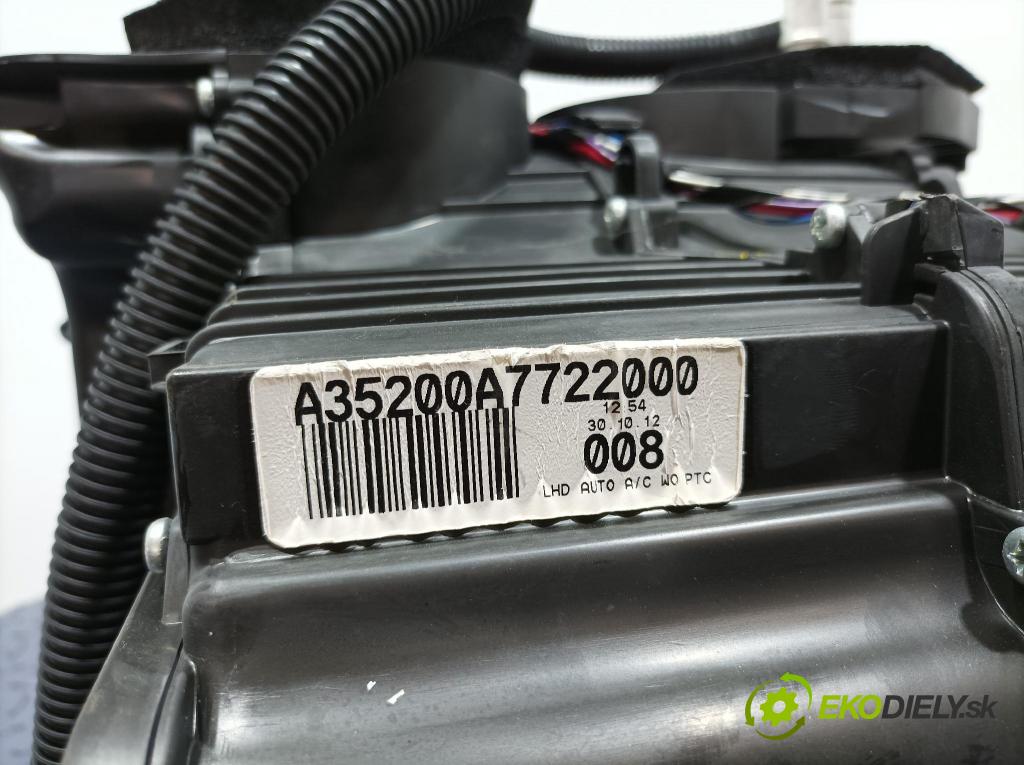 Nissan Qashqai 2012 radiátor 27210BR22C
