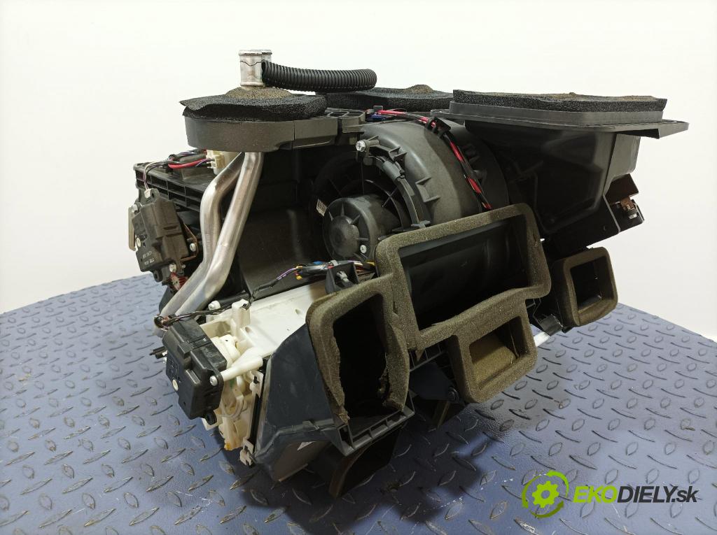 Nissan Qashqai 2012 radiátor 27210BR22C