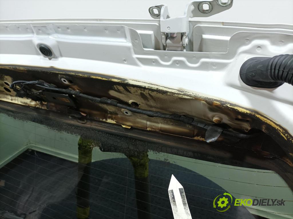 Bmw X5 2015 zadna dveře kufra: kufra: 01