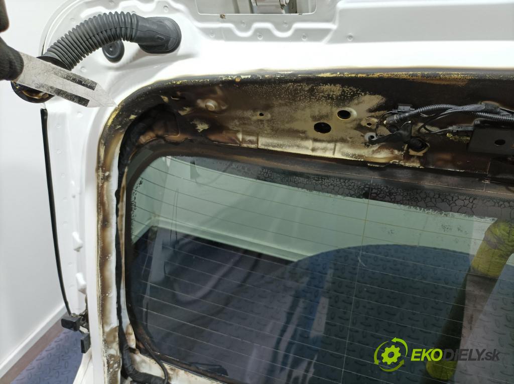 Bmw X5 2015 zadna dveře kufra: kufra: 01