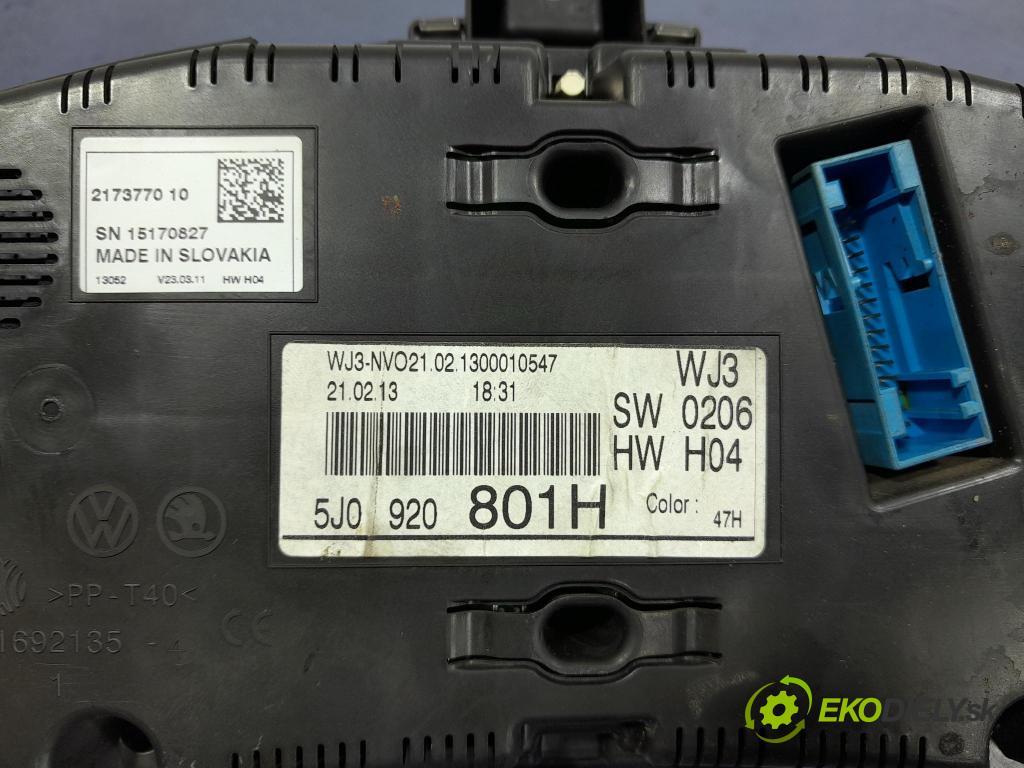Skoda Fabia 2013 Přístrojová deska 5J0920801H
