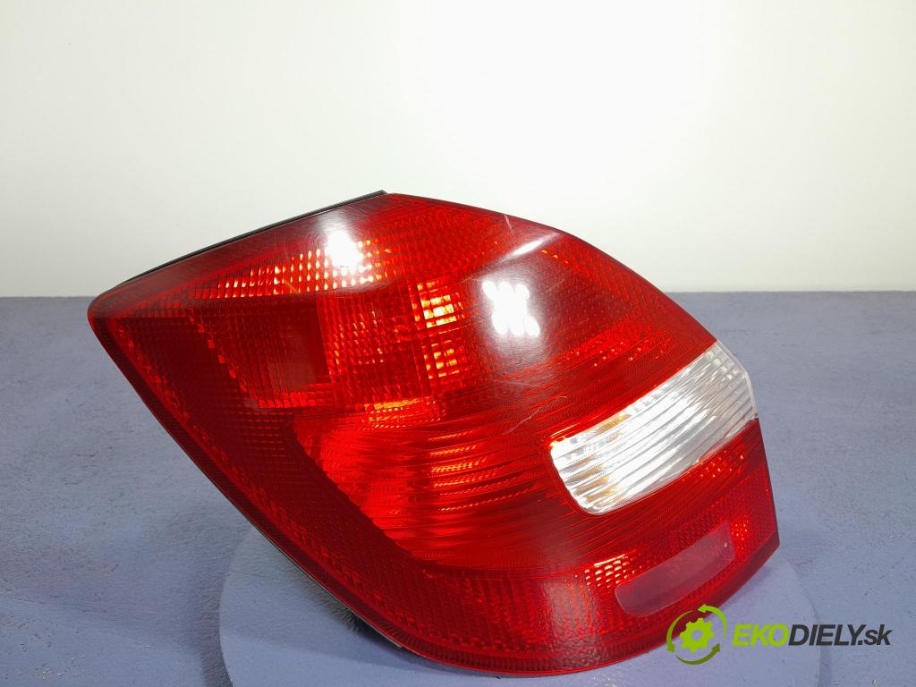 Skoda Fabia 2013 svetlo / reflektor zad ľavá Vonkajsia: 5J6945095