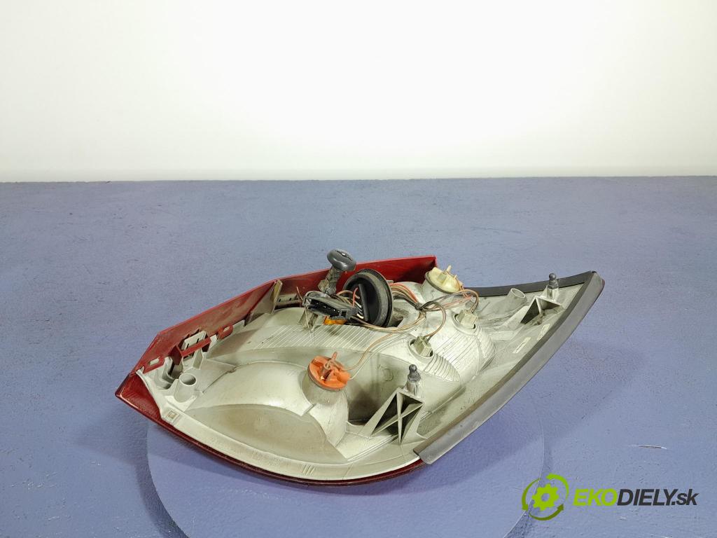 Skoda Fabia 2013 svetlo / reflektor zad ľavá Vonkajsia: 5J6945095