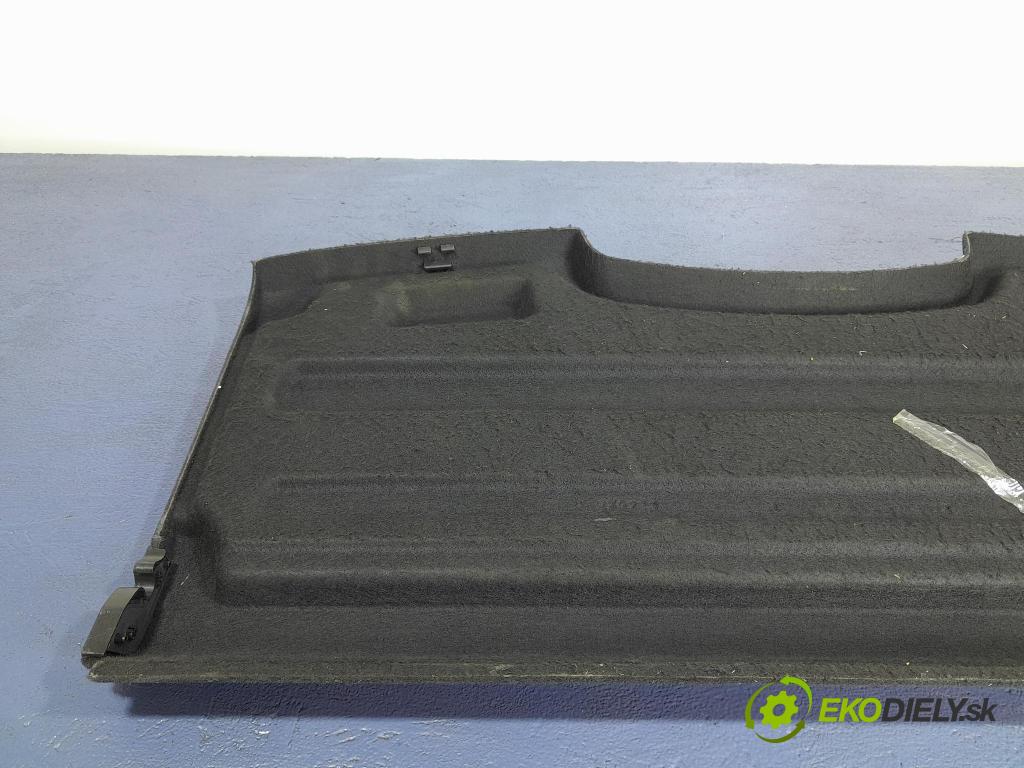 Skoda Fabia 2013 pláto kufr 01