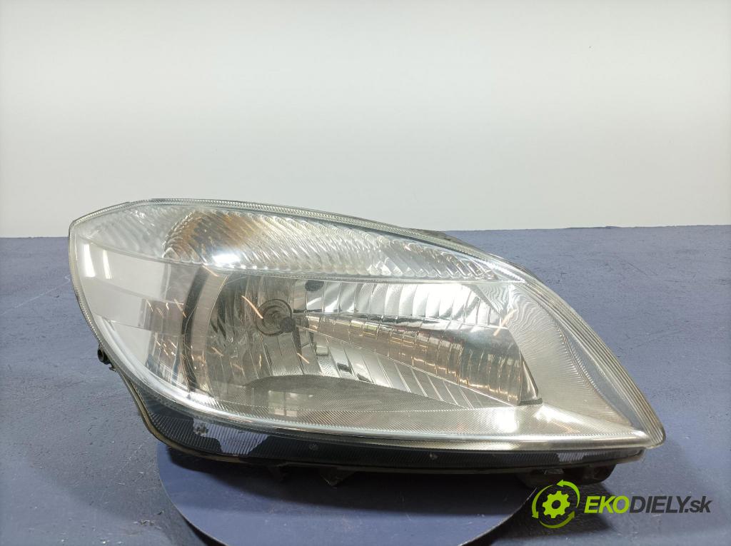 Skoda Fabia 2013 Reflektor: v pravo: 01