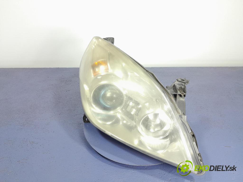 Opel Vectra 2006 Reflektor: v pravo: 13170934