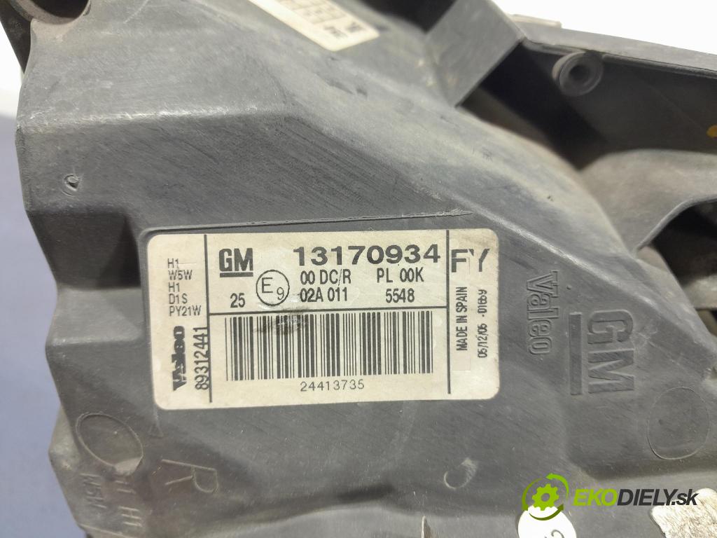 Opel Vectra 2006 Reflektor: v pravo: 13170934