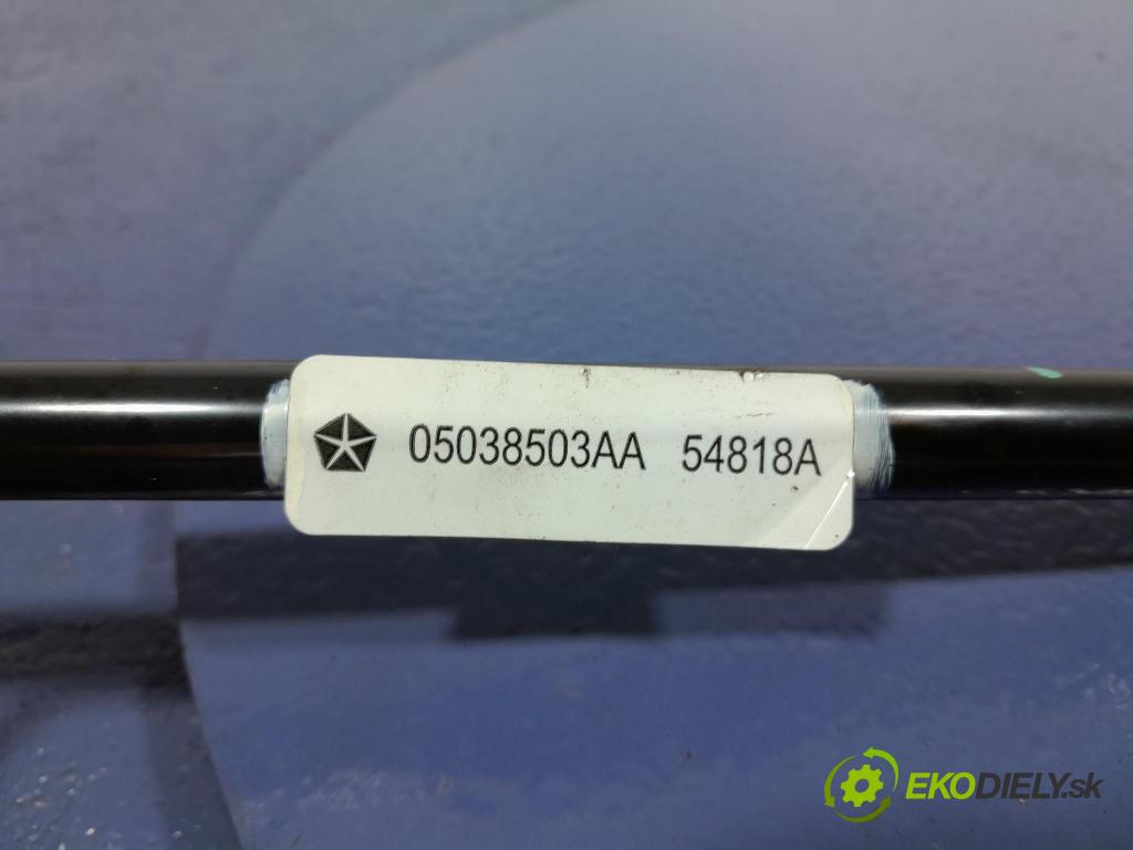 Dodge Challenger 2016 rúrka Chladič: 05038503AA