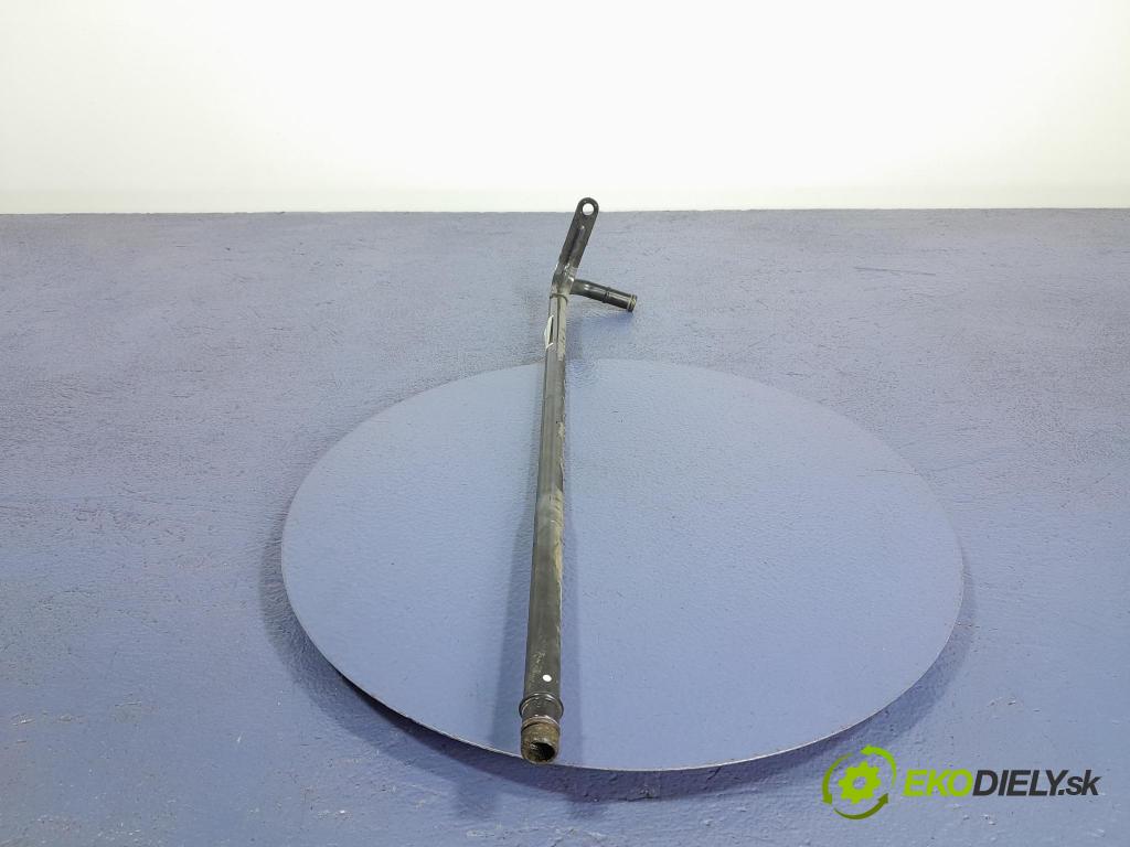 Dodge Challenger 2016 rúrka Chladič: 05038501AA