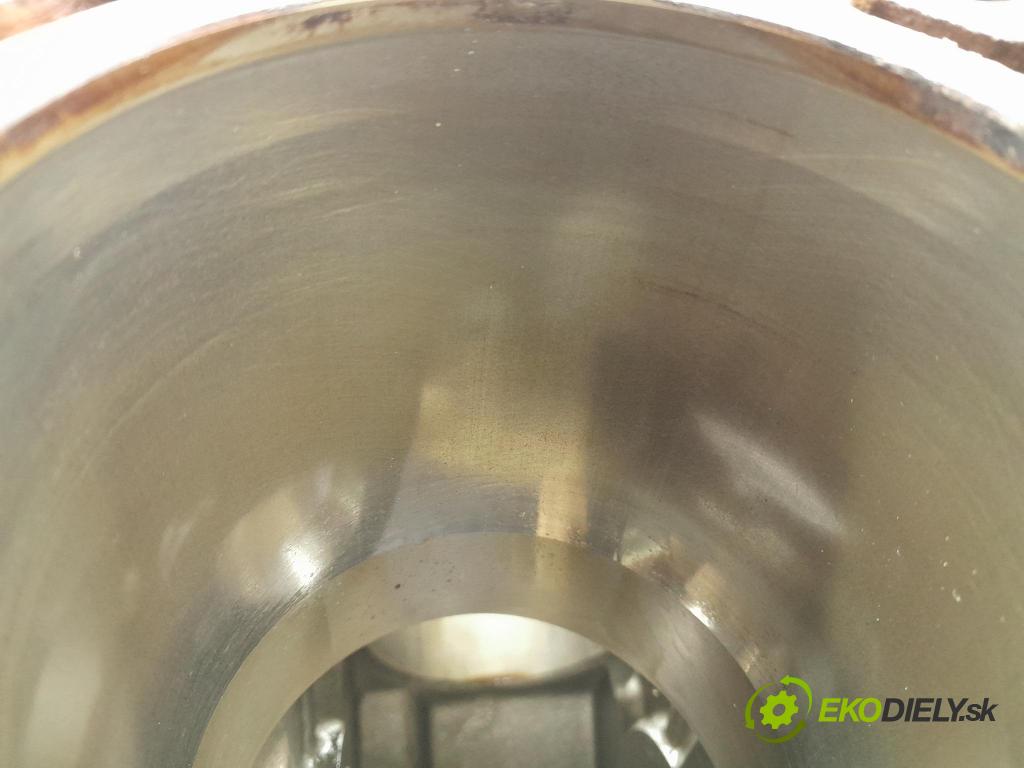 Dodge Challenger 2016 Blok Motor: 53021318DL