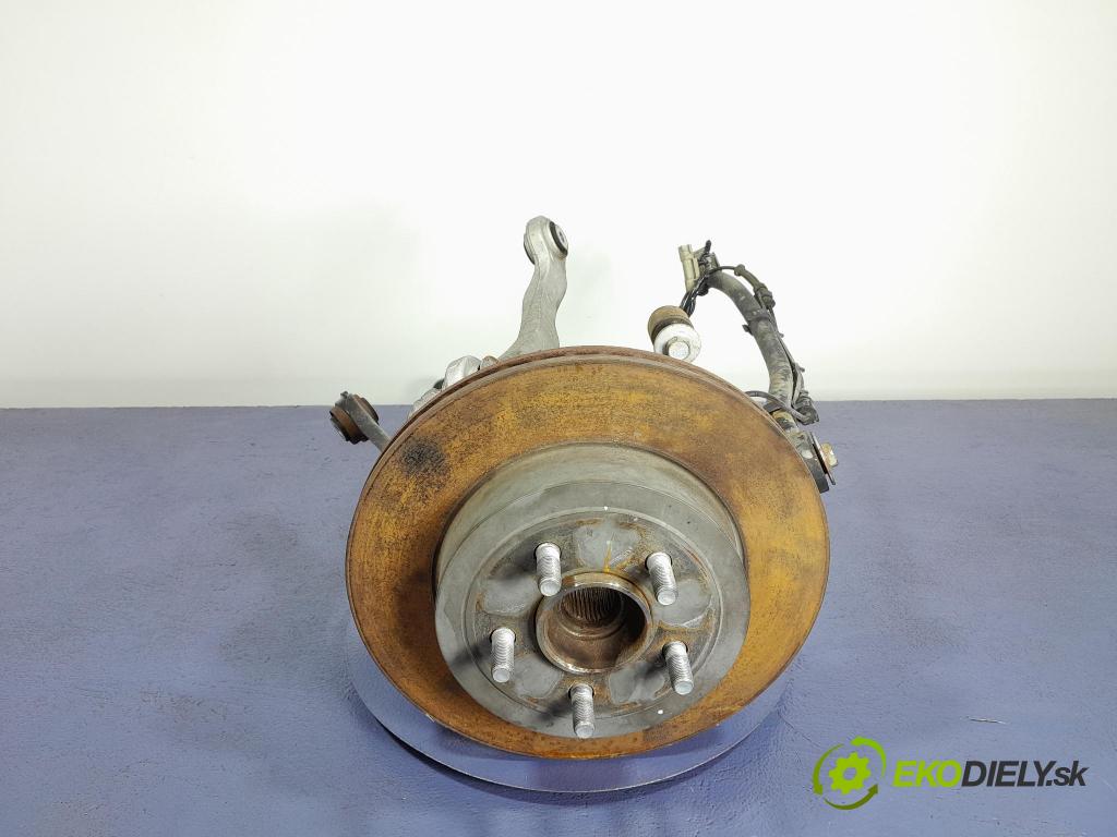 Dodge Challenger 2016 náboj ľavá 01