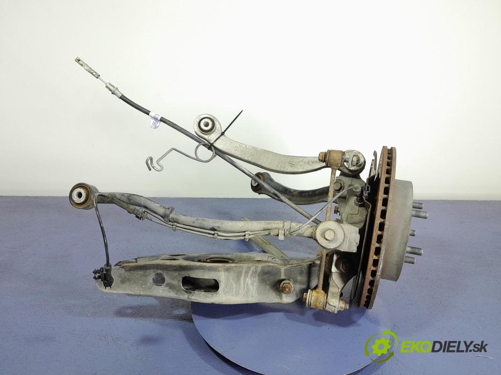 Dodge Challenger 2016 náboj Prava: 01