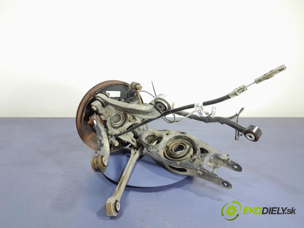 Dodge Challenger 2016 náboj Prava: 01