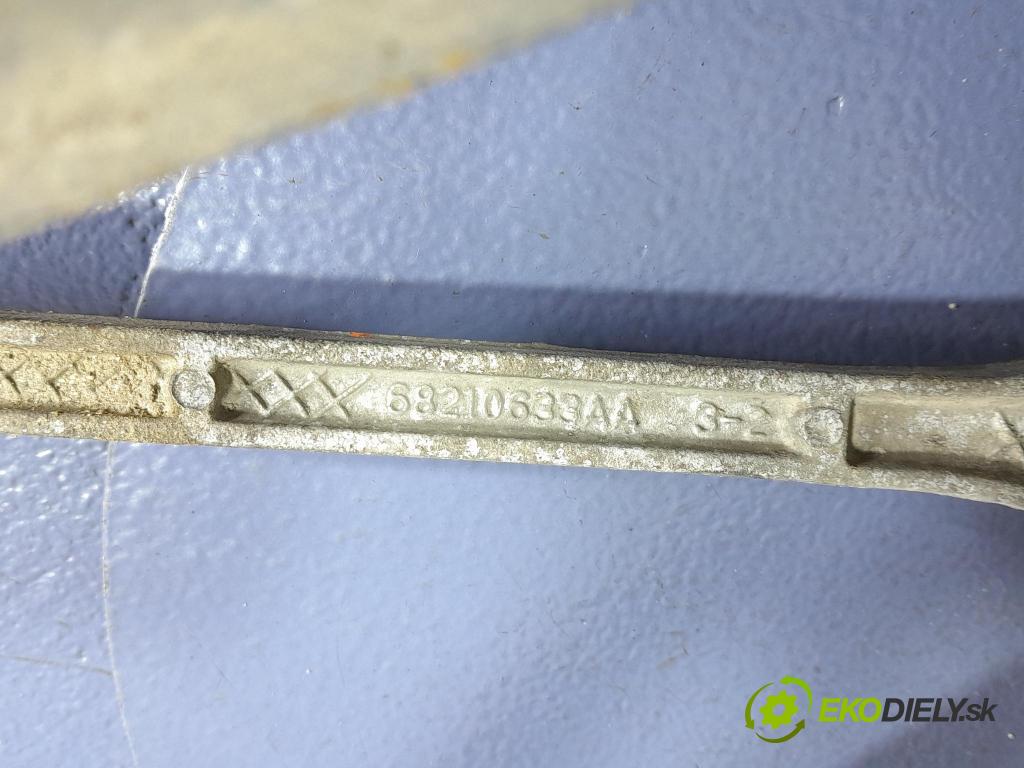 Dodge Challenger 2016 náboj Prava: 01