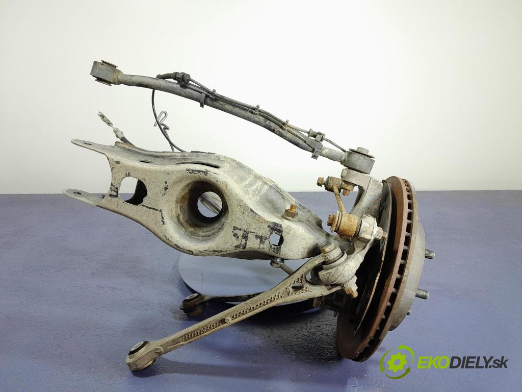 Dodge Challenger 2016 náboj Prava: 01