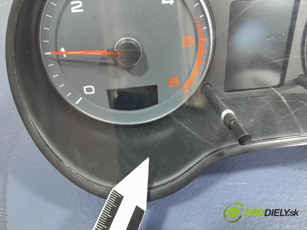 Audi A3 2012 Přístrojová deska 8P0920932N