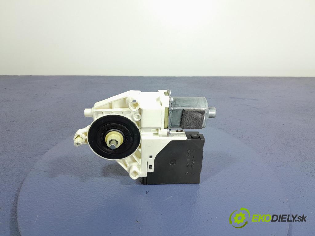 Audi A3 2012 mechanismus stahování Sklenka: před Levý: 8P0959801Q