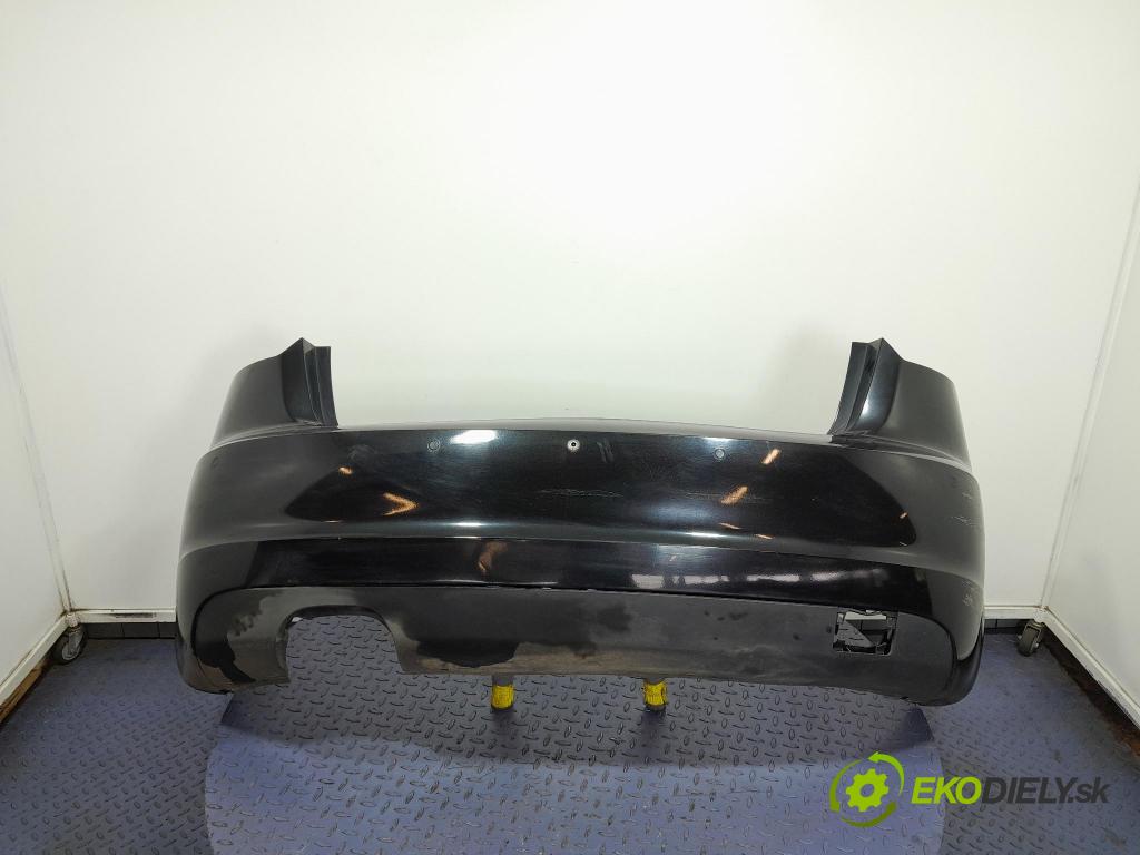 Audi A3 2012 nárazník Zad: