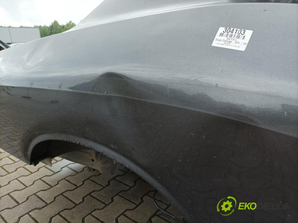 Dodge Challenger 2016 Boční v pravo: 01