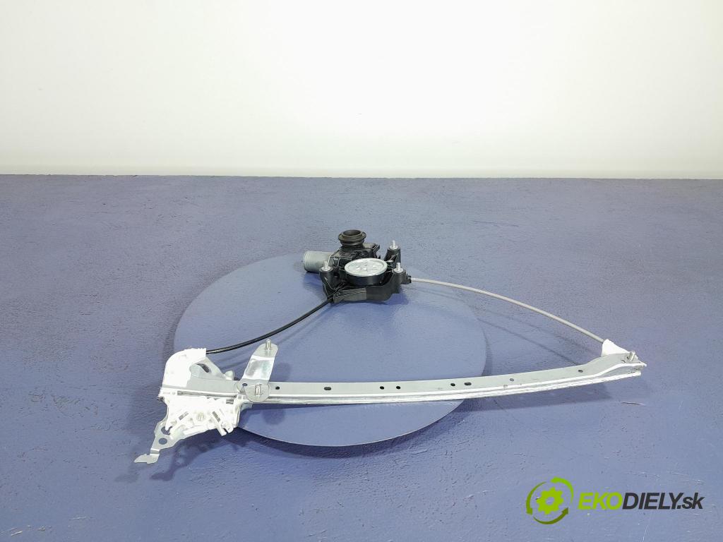 Toyota Rav-4 0 mechanismus stahování Sklenka: Zad: Levý: 85720-42140