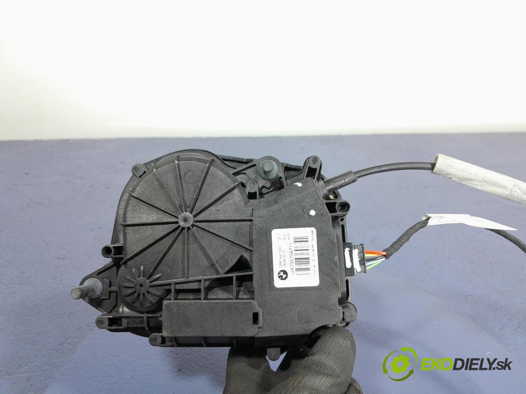 Bmw Seria 7 2019 zámek Klapky: kufr 7441014
