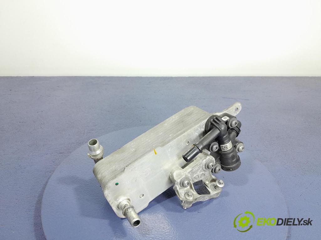 Bmw Seria 7 2019 chladič oleja 8570062