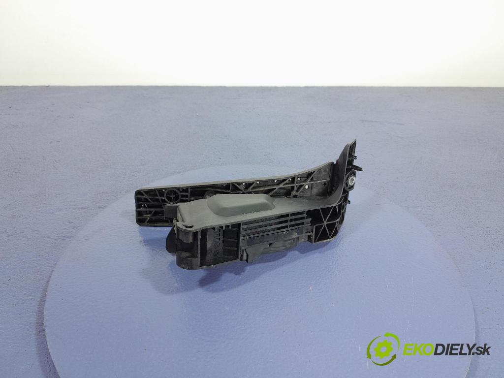 Bmw Seria 7 2019 pedal Plyn: 6871053