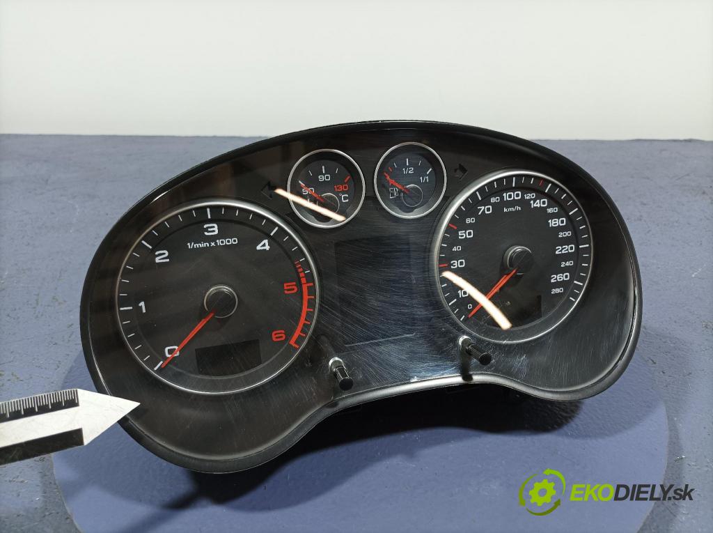 Audi A3 2010 Přístrojová deska 8P0920932C