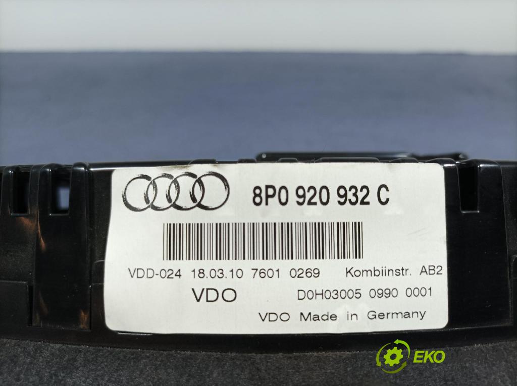 Audi A3 2010 Přístrojová deska 8P0920932C