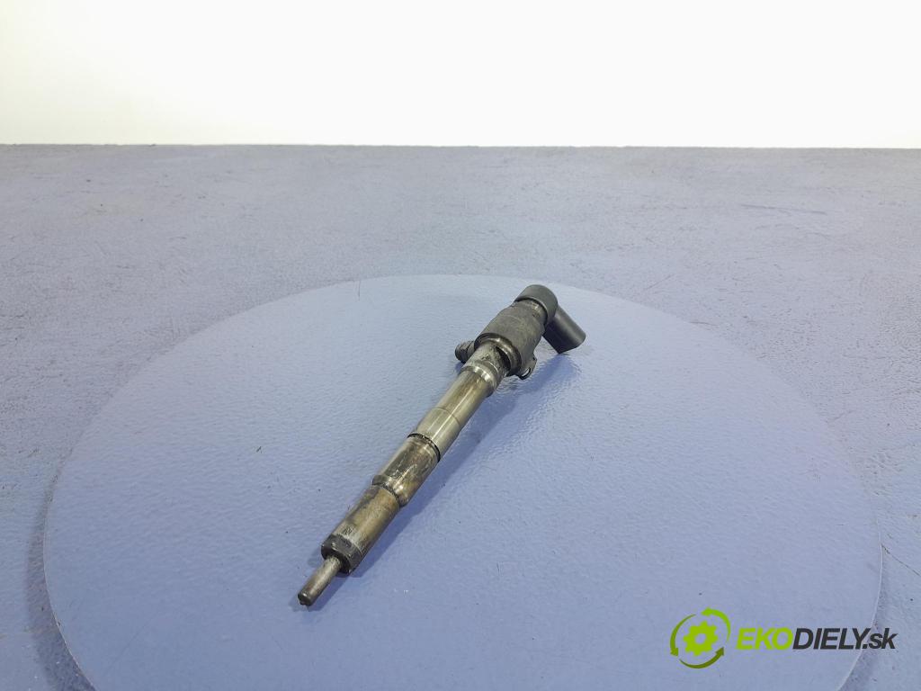 Audi A3 2012 vstrek 03L130277B