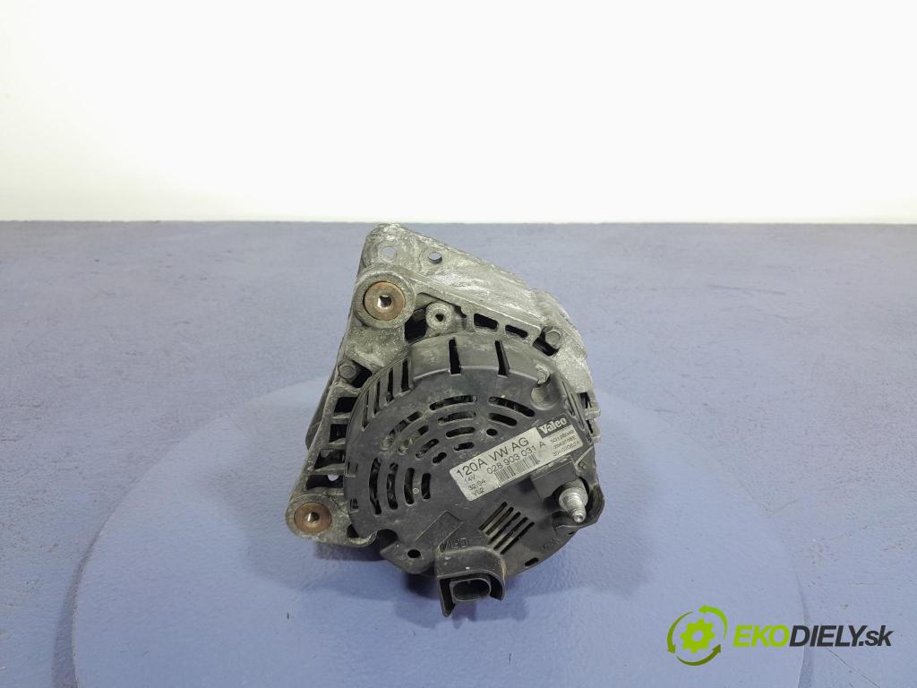 Vw Passat 2004 Alternator 028903031A