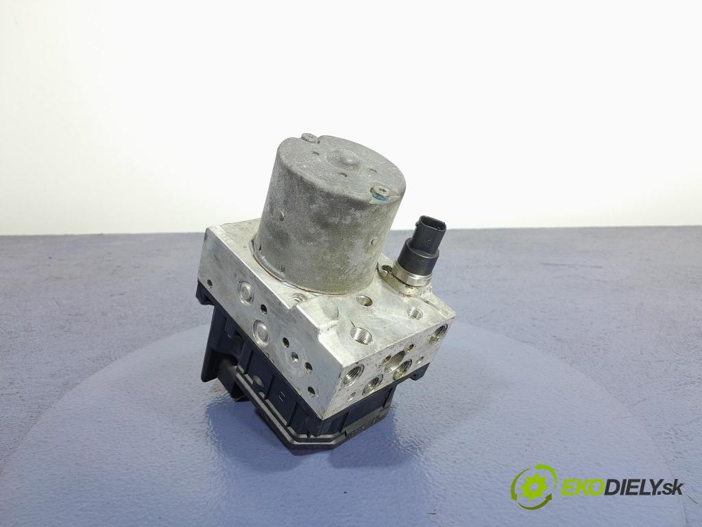 Vw Passat 2004 čerpadlo ABS x 4B0614517G