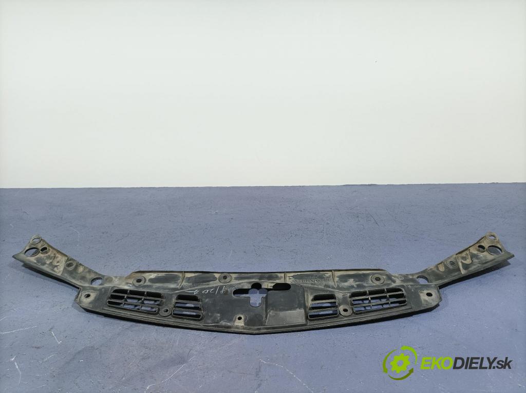 Honda Accord 2007 kryt Plast: podvozek: 01