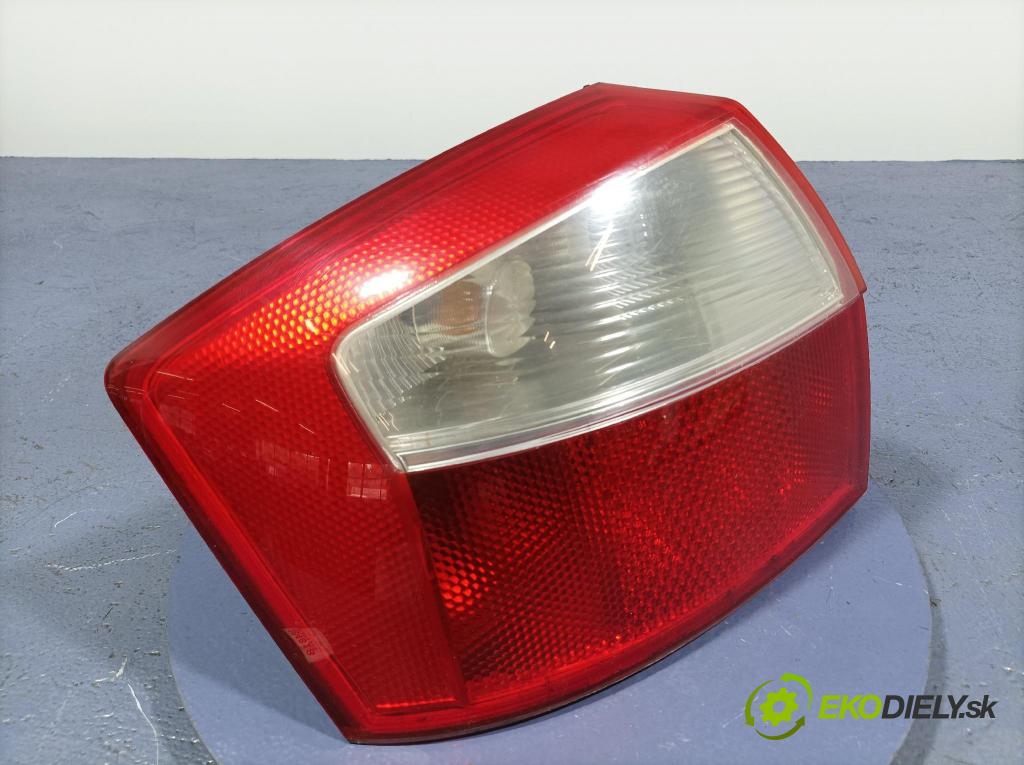 Audi A4 2001 světlo Zad: levá Mimo: 153929