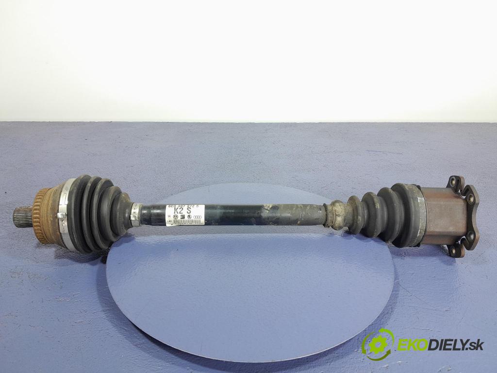 Audi A4 2001 poloos Prava: Predné 8E0407272S