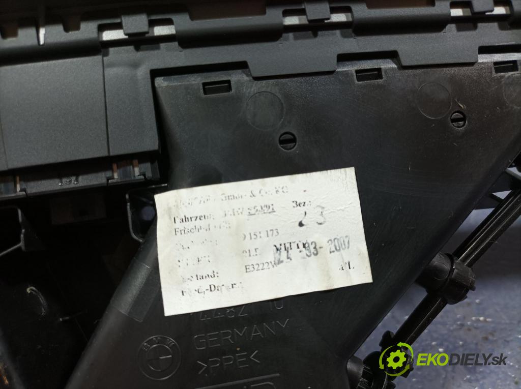 Bmw Seria 3 2007 lišta Dekoratívne: 7132845