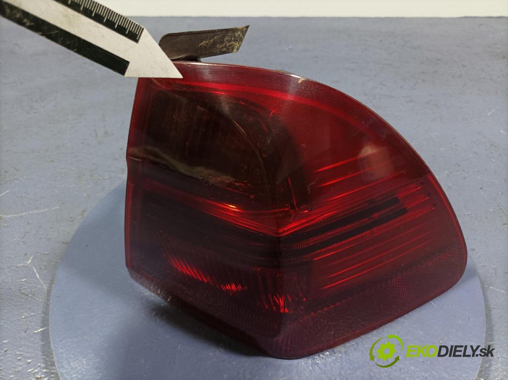 Bmw Seria 3 2007 svetlo / reflektor zad Prava: Vonkajsia: 7160062