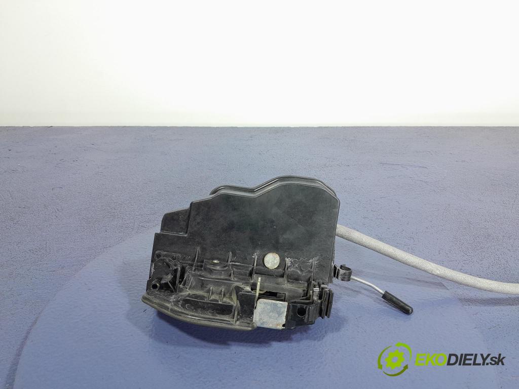 Bmw X5 2013 zámek dveře před v pravo: 7318416