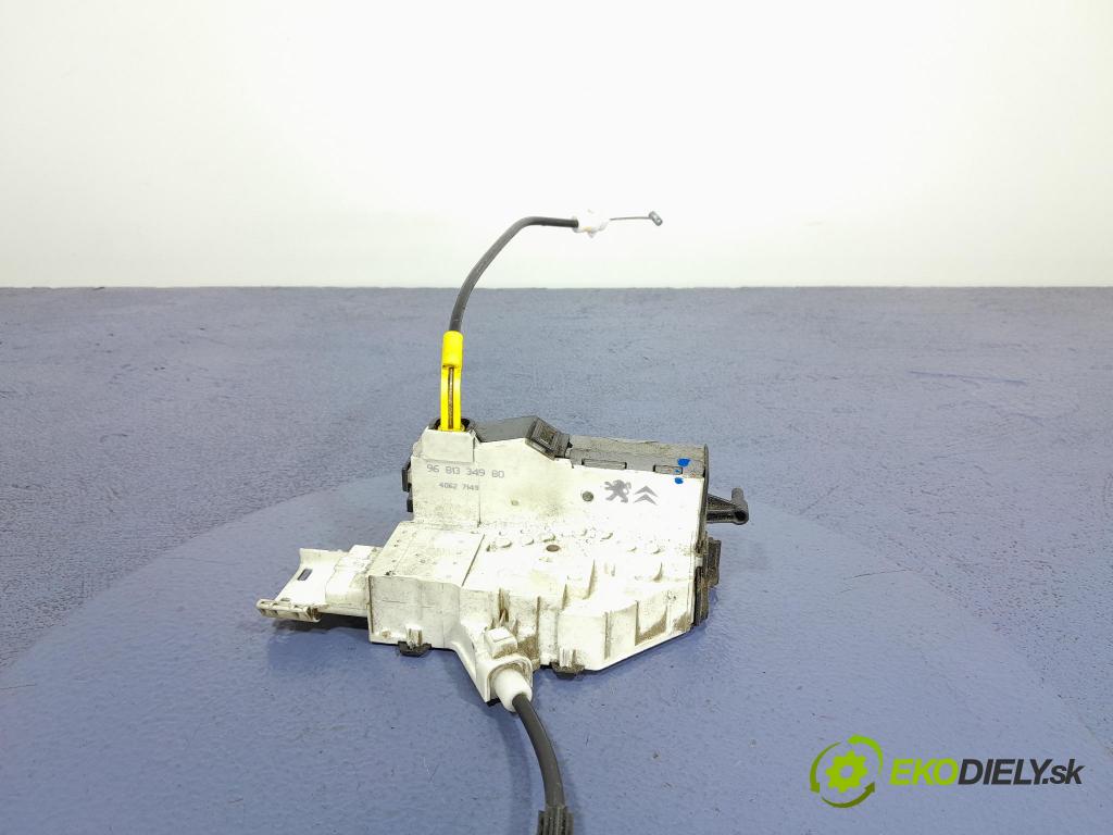 Peugeot Expert 2008 zámek dveře před v pravo: 9681334980