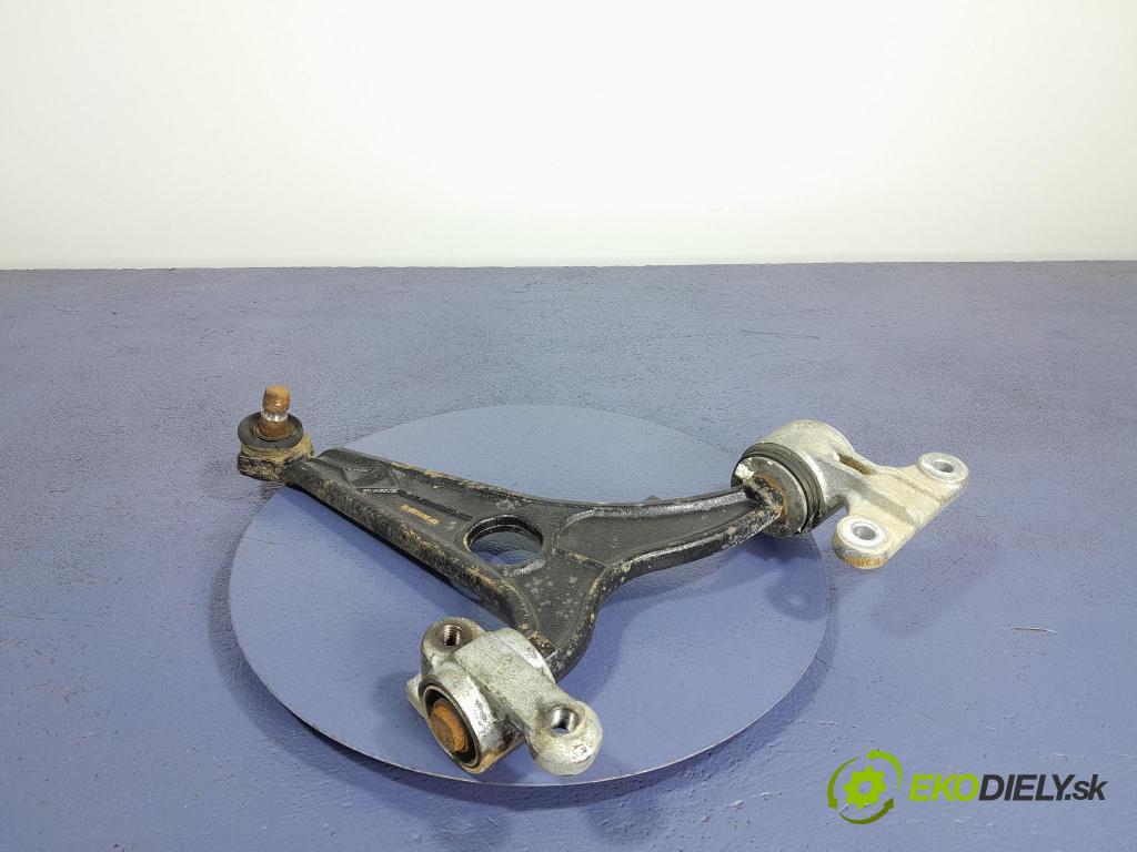 Peugeot Expert 2008 Predné v pravo: 01