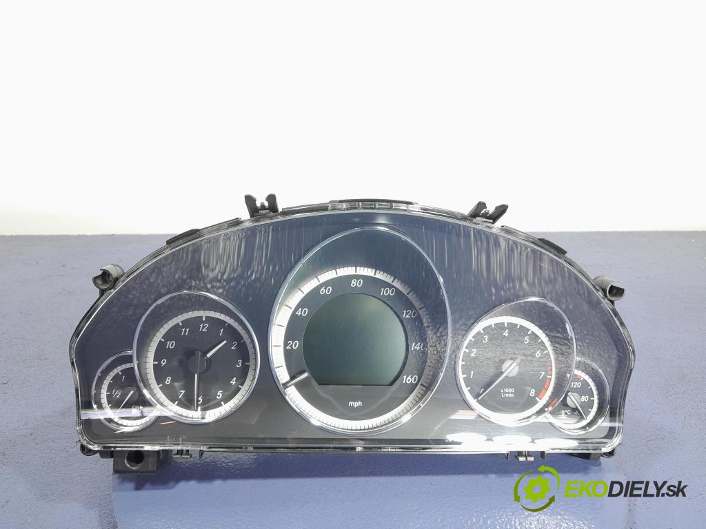 Mercedes E-klasa 2010 Přístrojová deska A2129003009