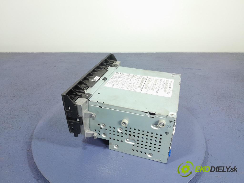 Mercedes E-klasa 2010 Radio I Navigácia: A2129008609