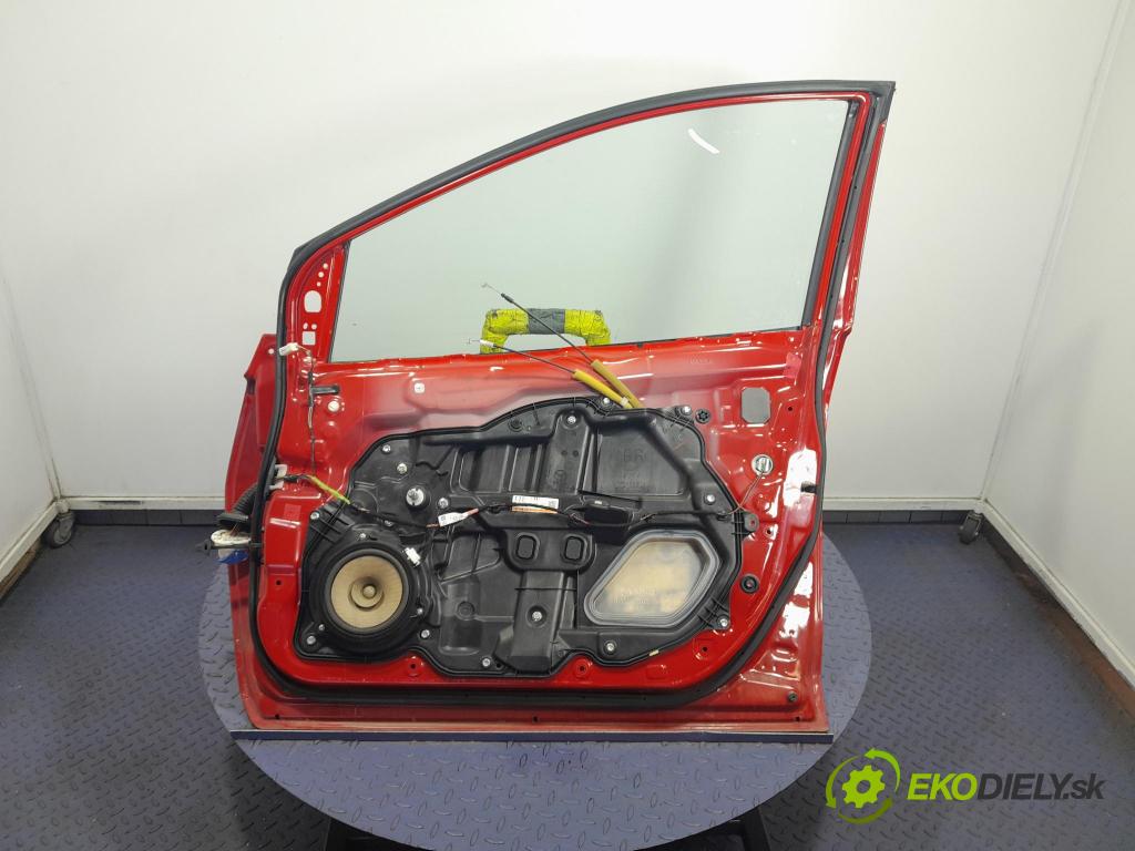 Mazda 2 2010 dvere Predné pravé 01