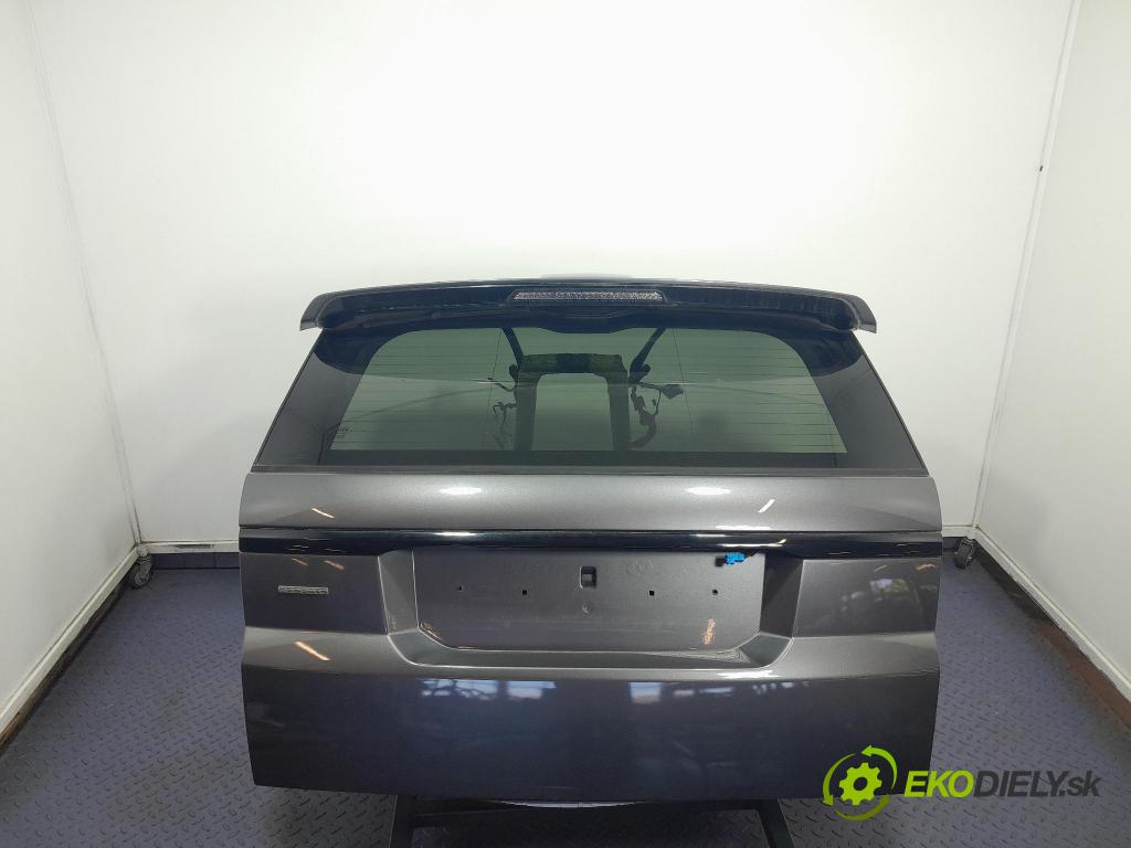 Land rover Range rover 2017 zadna dveře kufra: kufra: 01