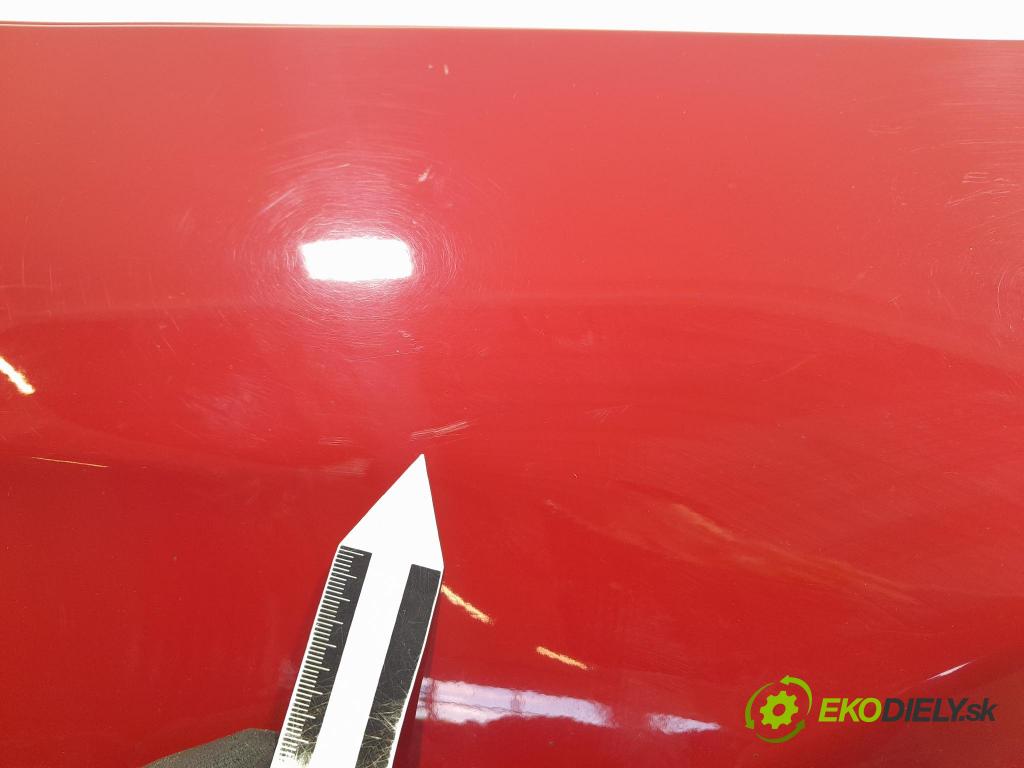 Mercedes E-klasa 2010 blatník Predné v pravo: 01