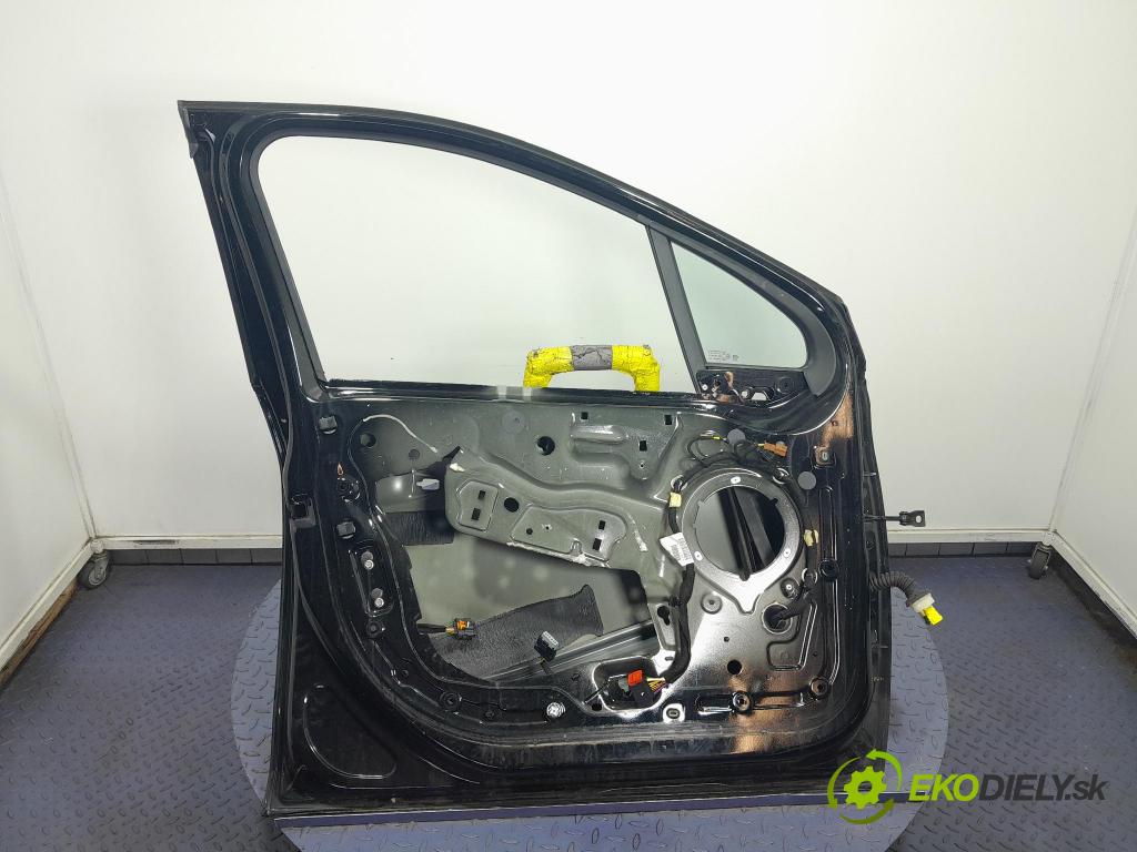 Peugeot 208 2017 dvere Predné Vľavo: 01