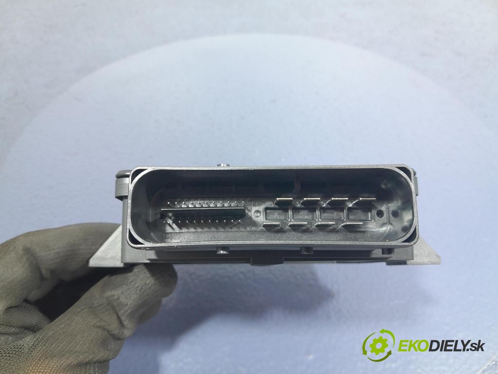 Land rover Range rover 2017 riadiaca jednotka FW93-2C491-AB