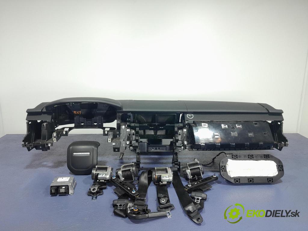 Land rover Range rover 2017 kokpit,přistrojova deska 01