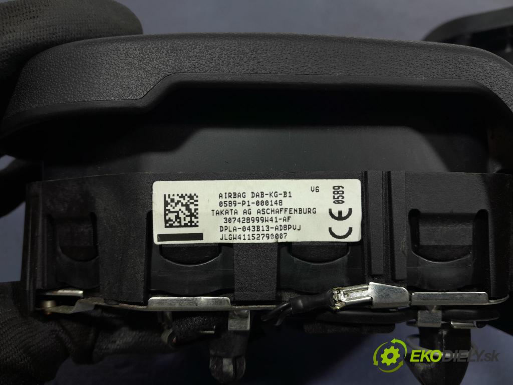Land rover Range rover 2017 kokpit,přistrojova deska 01